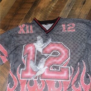 Graphic Mesh Jersey with Red Accents
